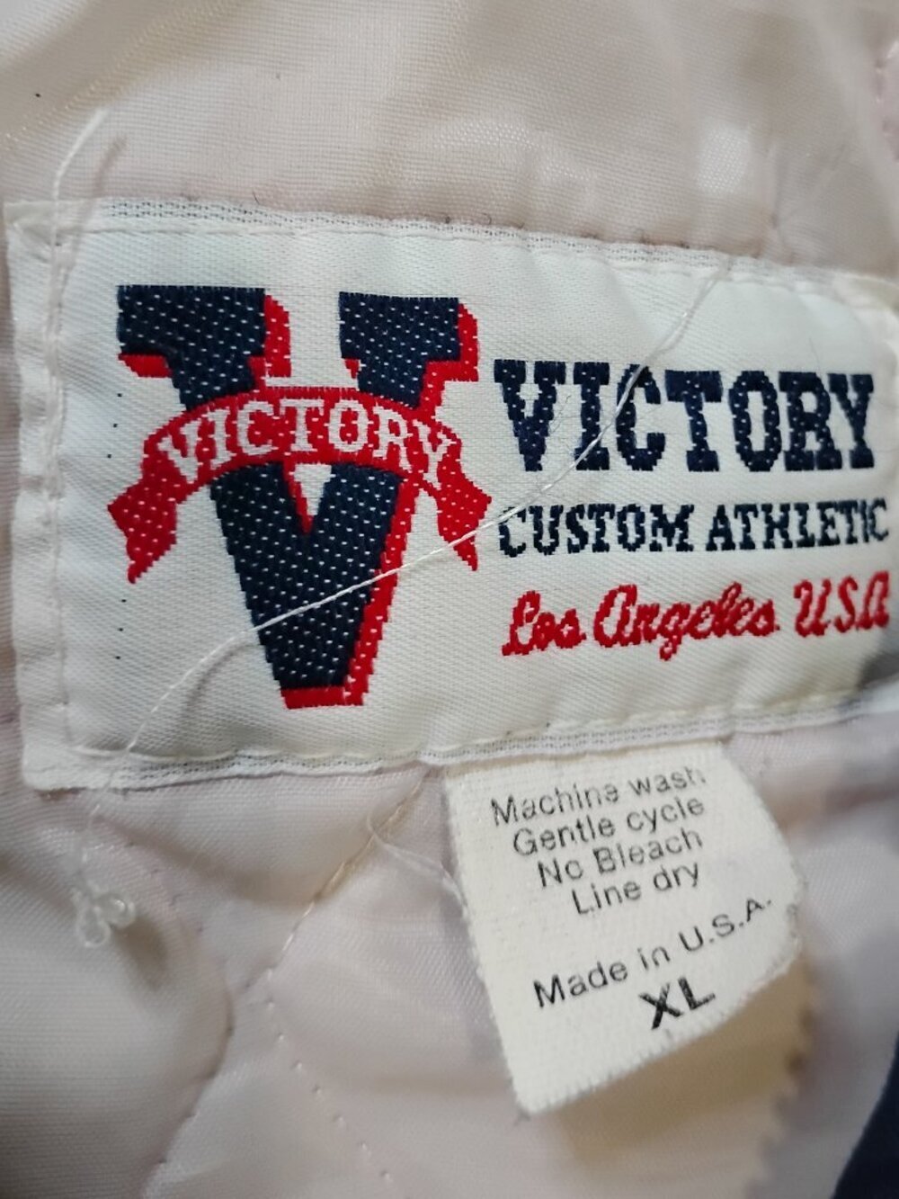 Vintage Alaska Script Bomber Jacket - Picture 3 of 6